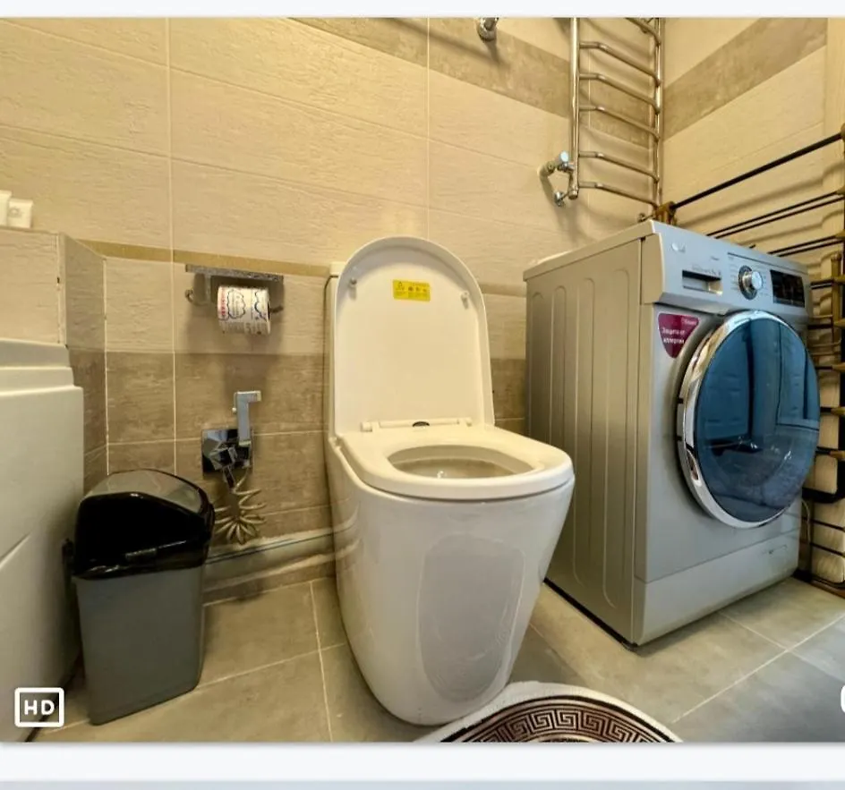 Апартамент На Достык Плаза Almaty Apartment